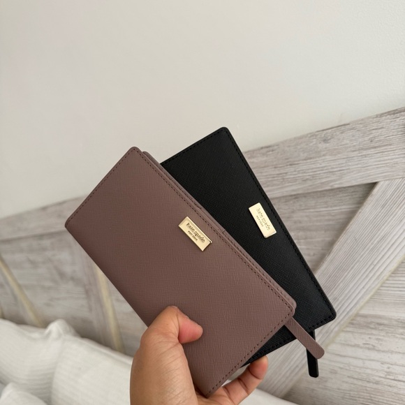 Kate Spade BiFold Wallet - Picture 5 of 5